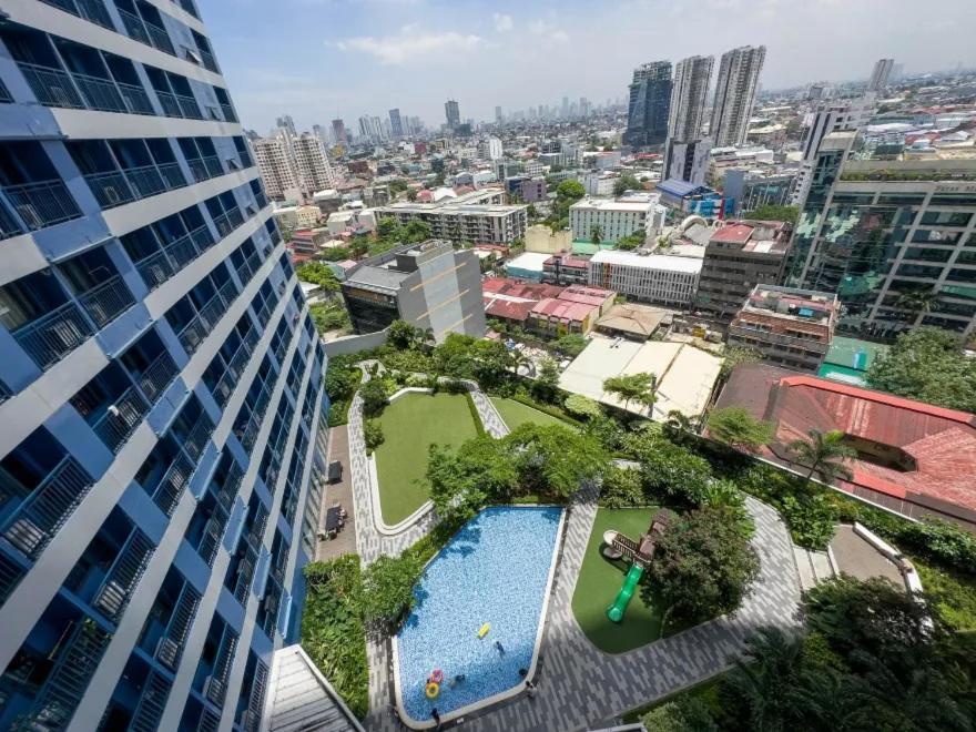 Air Residences Condominium Deluxe 马尼拉 外观 照片